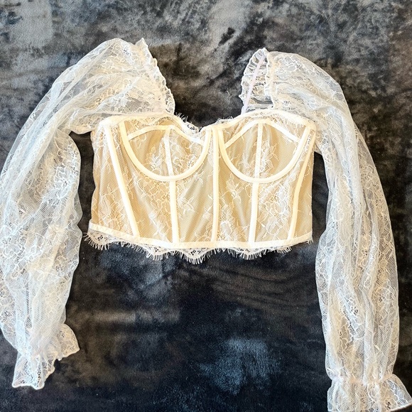 MELANIE MARTINEZ CUSTOM MADE OUTFIT FOR THE TRILOGY TOUR: - Picture 5 of 12